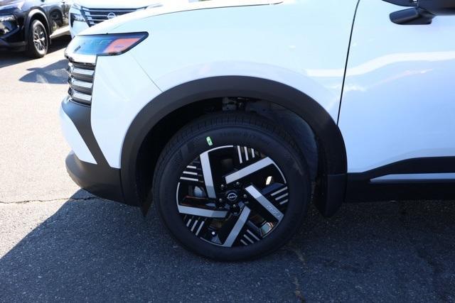 new 2025 Nissan Kicks car, priced at $22,801