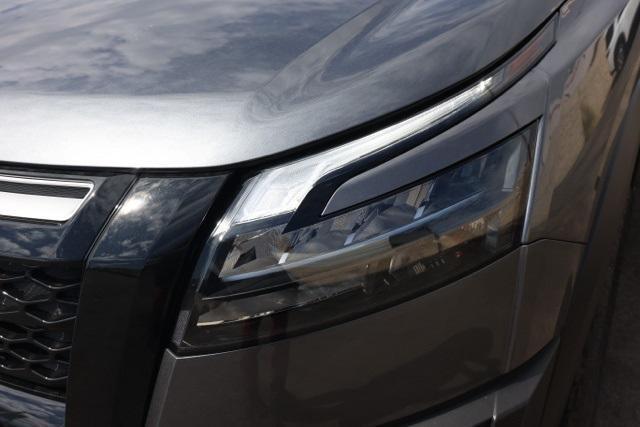 new 2025 Nissan Pathfinder car, priced at $39,257