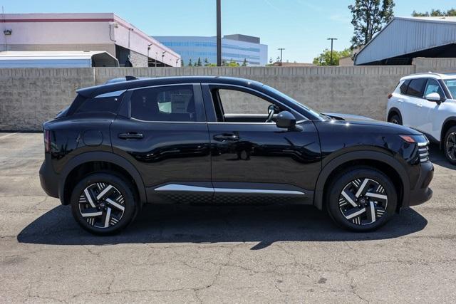 new 2025 Nissan Kicks car, priced at $25,004