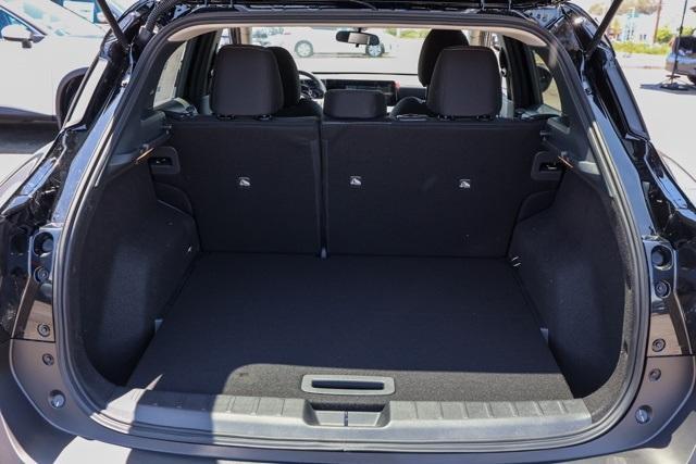 new 2025 Nissan Kicks car, priced at $25,004