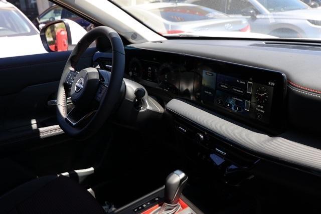 new 2025 Nissan Kicks car, priced at $24,622