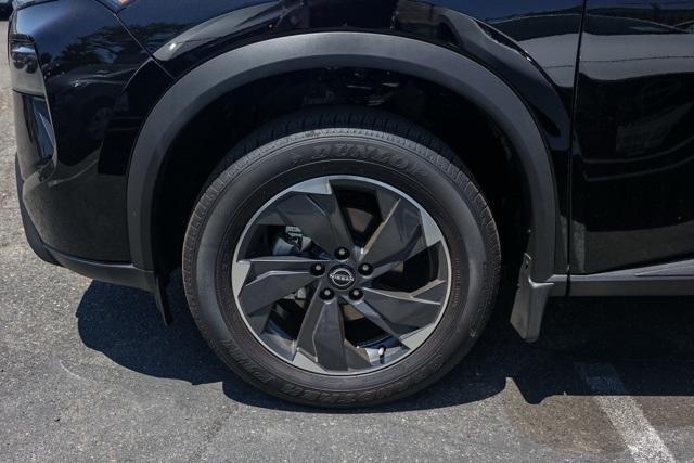 new 2025 Nissan Rogue car, priced at $32,557