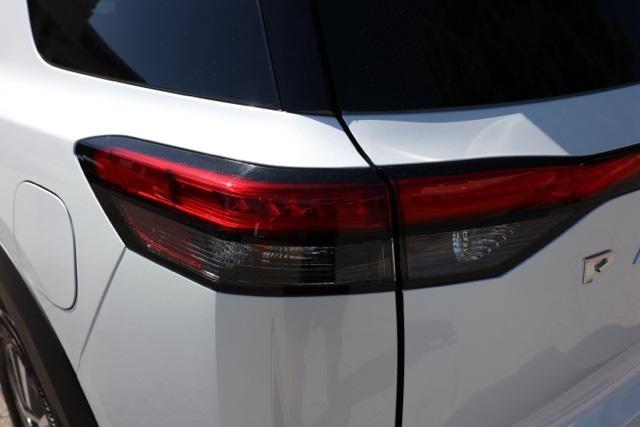 new 2025 Nissan Pathfinder car, priced at $37,527