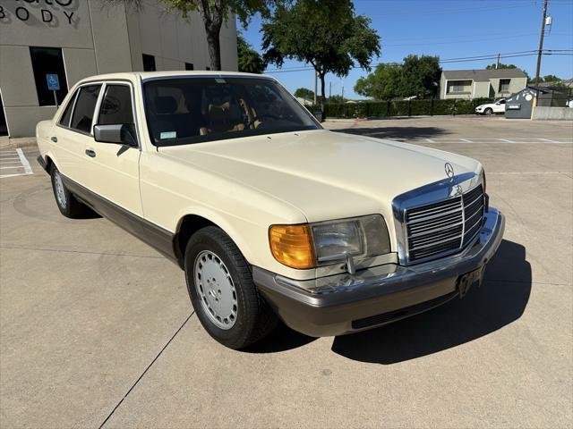 used 1986 Mercedes-Benz E-Class car, priced at $15,991