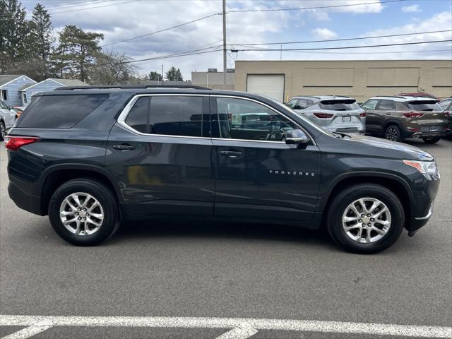 used 2020 Chevrolet Traverse car, priced at $29,900