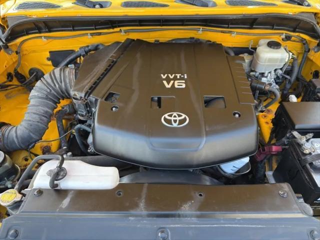 used 2007 Toyota FJ Cruiser car, priced at $16,495
