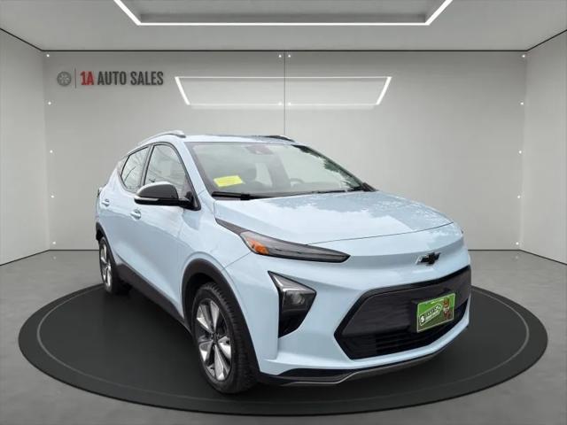used 2023 Chevrolet Bolt EUV car, priced at $15,995