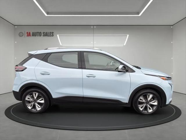 used 2023 Chevrolet Bolt EUV car, priced at $15,995