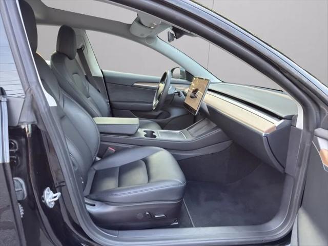 used 2022 Tesla Model 3 car, priced at $25,995