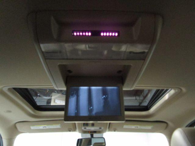 used 2013 GMC Yukon XL car, priced at $14,995