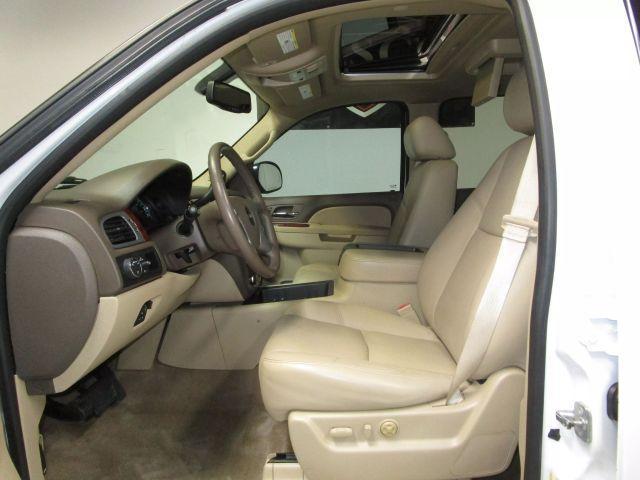 used 2013 GMC Yukon XL car, priced at $14,995