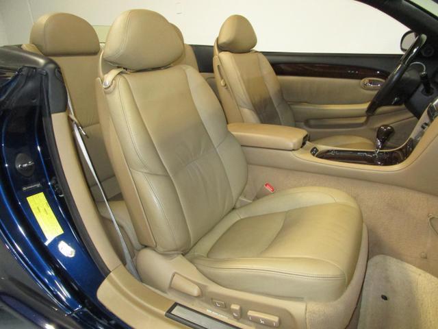 used 2006 Lexus SC 430 car, priced at $14,995