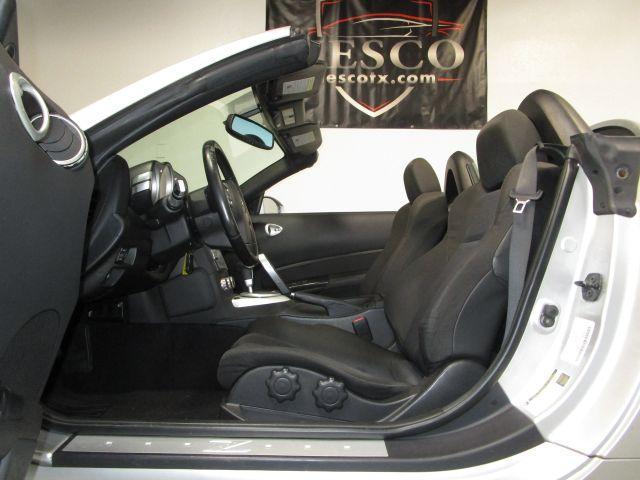 used 2007 Nissan 350Z car, priced at $11,995