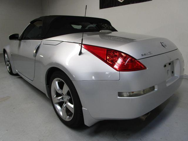 used 2007 Nissan 350Z car, priced at $11,995