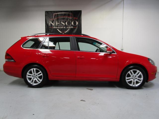 used 2014 Volkswagen Jetta SportWagen car, priced at $10,995