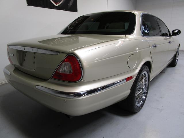 used 2006 Jaguar XJ8 car, priced at $10,995