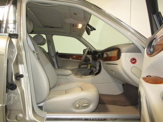 used 2000 Jaguar XJ8 car, priced at $7,995