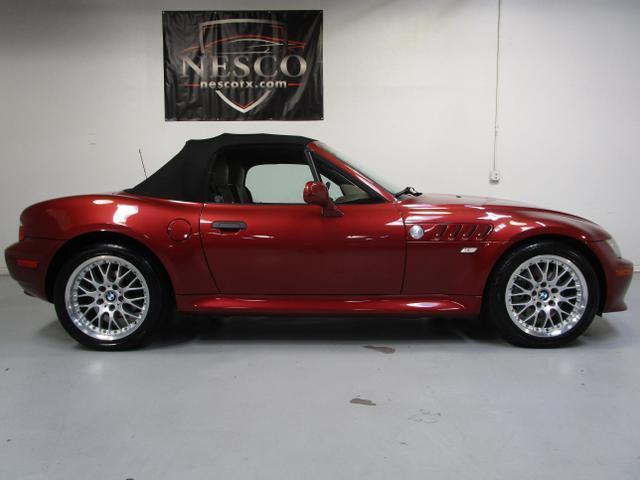 used 2001 BMW Z3 car, priced at $9,995