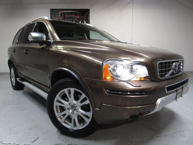 used 2013 Volvo XC90 car, priced at $9,995