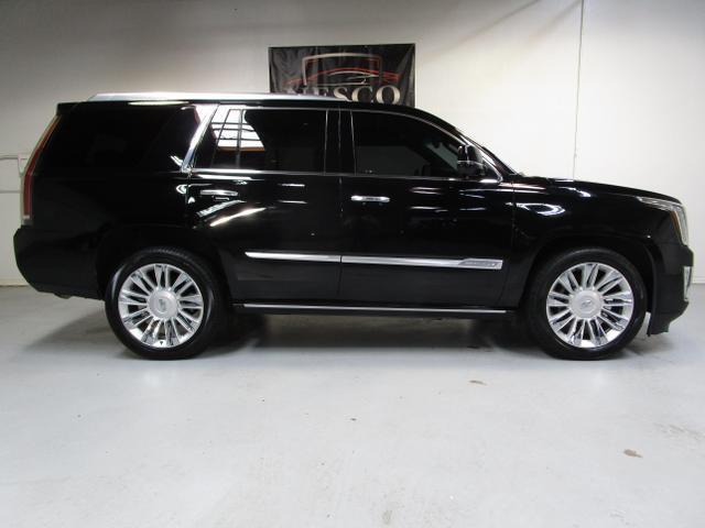 used 2016 Cadillac Escalade car, priced at $26,995