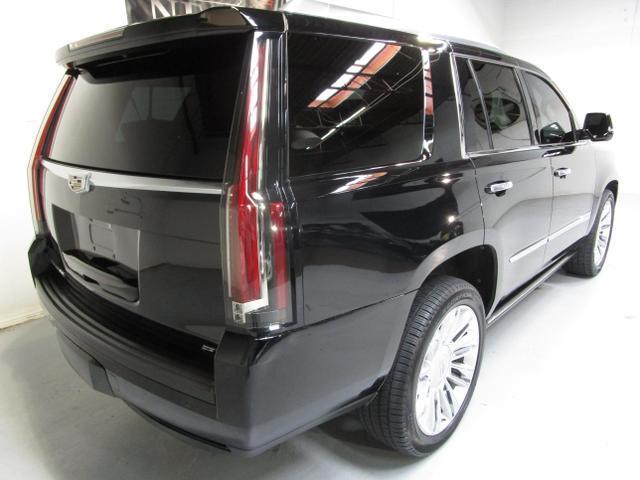 used 2016 Cadillac Escalade car, priced at $26,995