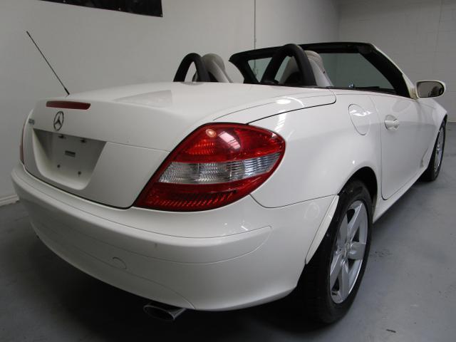 used 2006 Mercedes-Benz SLK-Class car, priced at $10,995