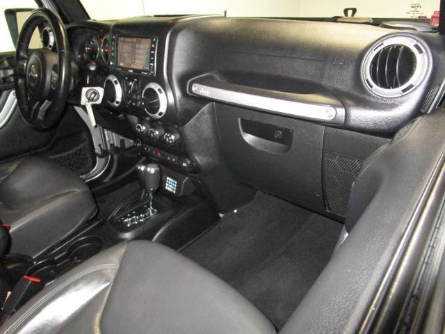 used 2015 Jeep Wrangler Unlimited car, priced at $21,995