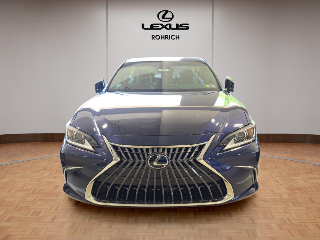 new 2025 Lexus ES 300h car, priced at $49,664