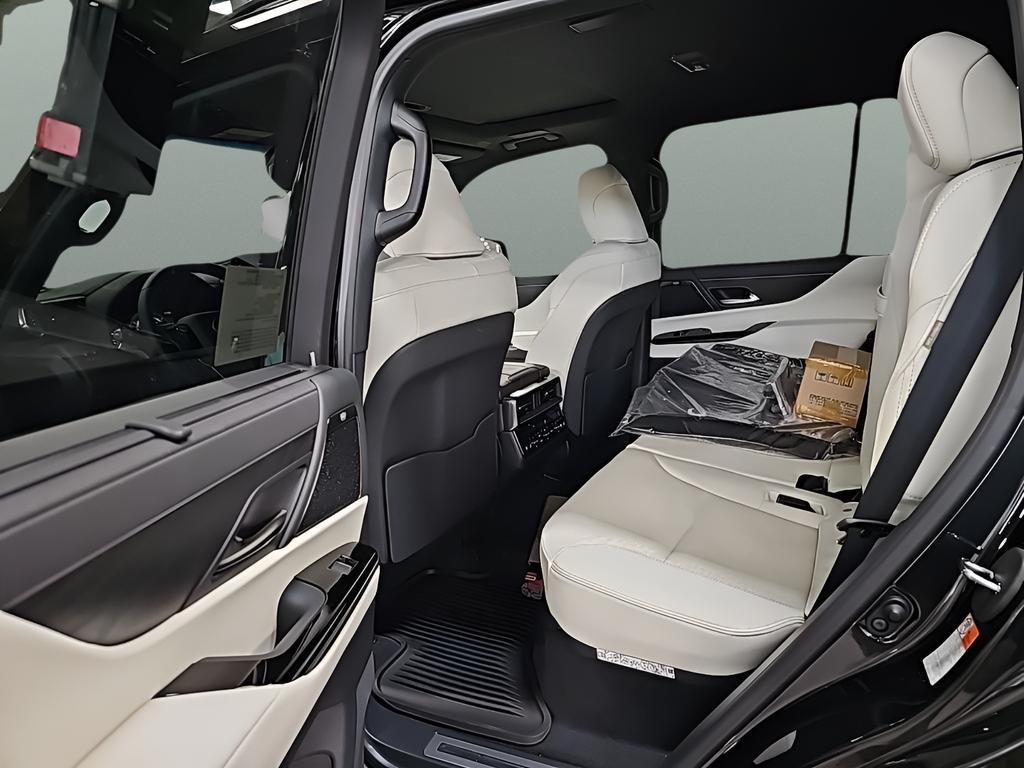 new 2024 Lexus LX 600 car, priced at $113,280