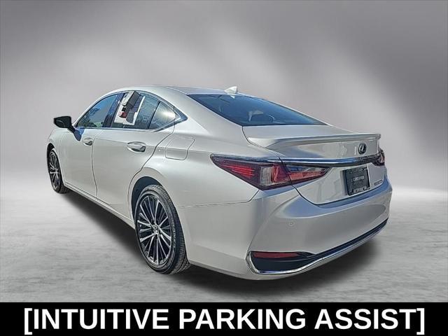 used 2024 Lexus ES 300h car, priced at $43,987