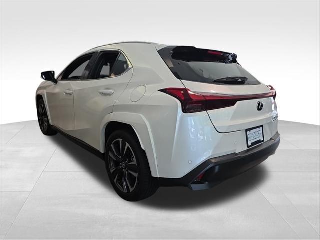 new 2025 Lexus UX 300h car, priced at $44,415