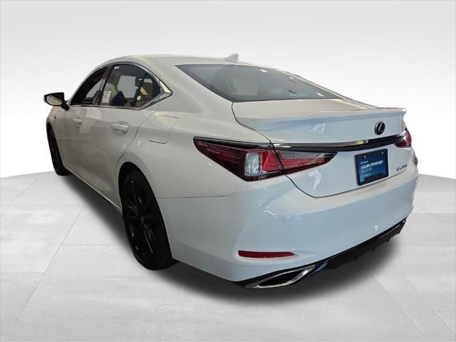 new 2025 Lexus ES 350 car, priced at $51,604