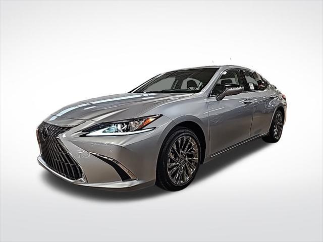 new 2025 Lexus ES 300h car, priced at $54,514