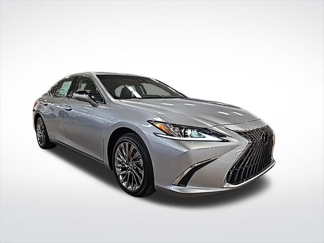 new 2025 Lexus ES 300h car, priced at $54,514