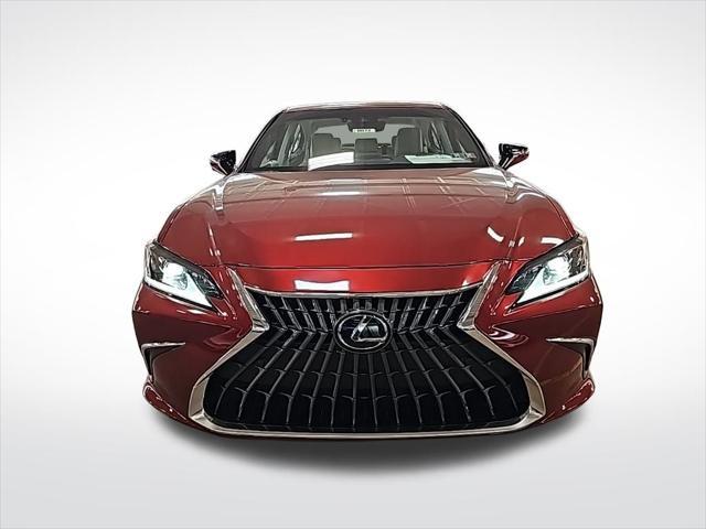 new 2025 Lexus ES 300h car, priced at $49,374