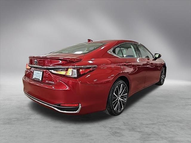 new 2025 Lexus ES 300h car, priced at $49,374