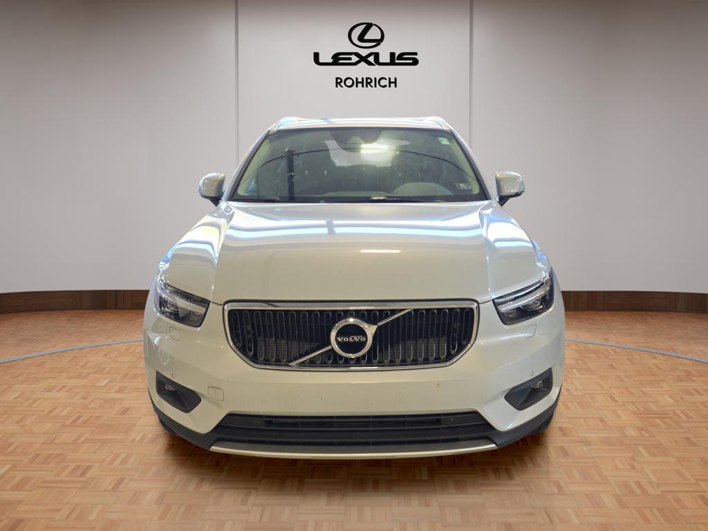 used 2022 Volvo XC40 car, priced at $26,987