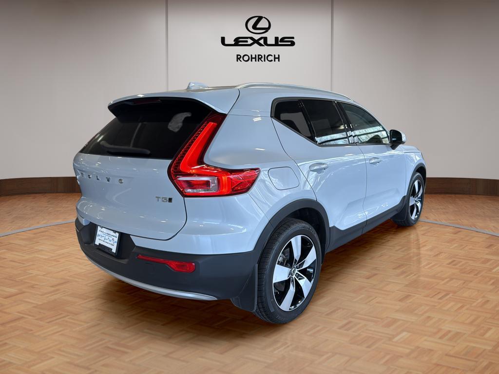 used 2022 Volvo XC40 car, priced at $26,987