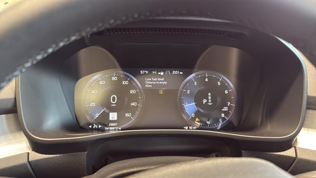 used 2022 Volvo XC40 car, priced at $26,987