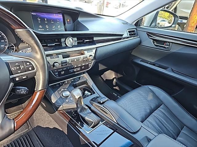 used 2018 Lexus ES 300h car, priced at $27,487