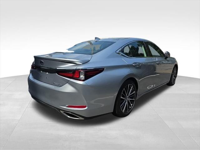 new 2025 Lexus ES 350 car, priced at $50,769