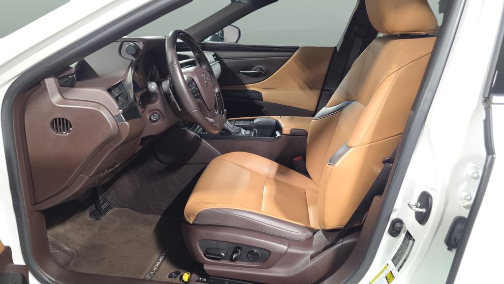 used 2021 Lexus ES 350 car, priced at $33,987
