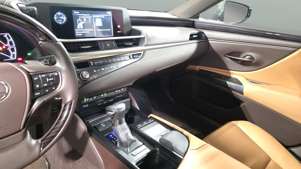 used 2021 Lexus ES 350 car, priced at $33,987