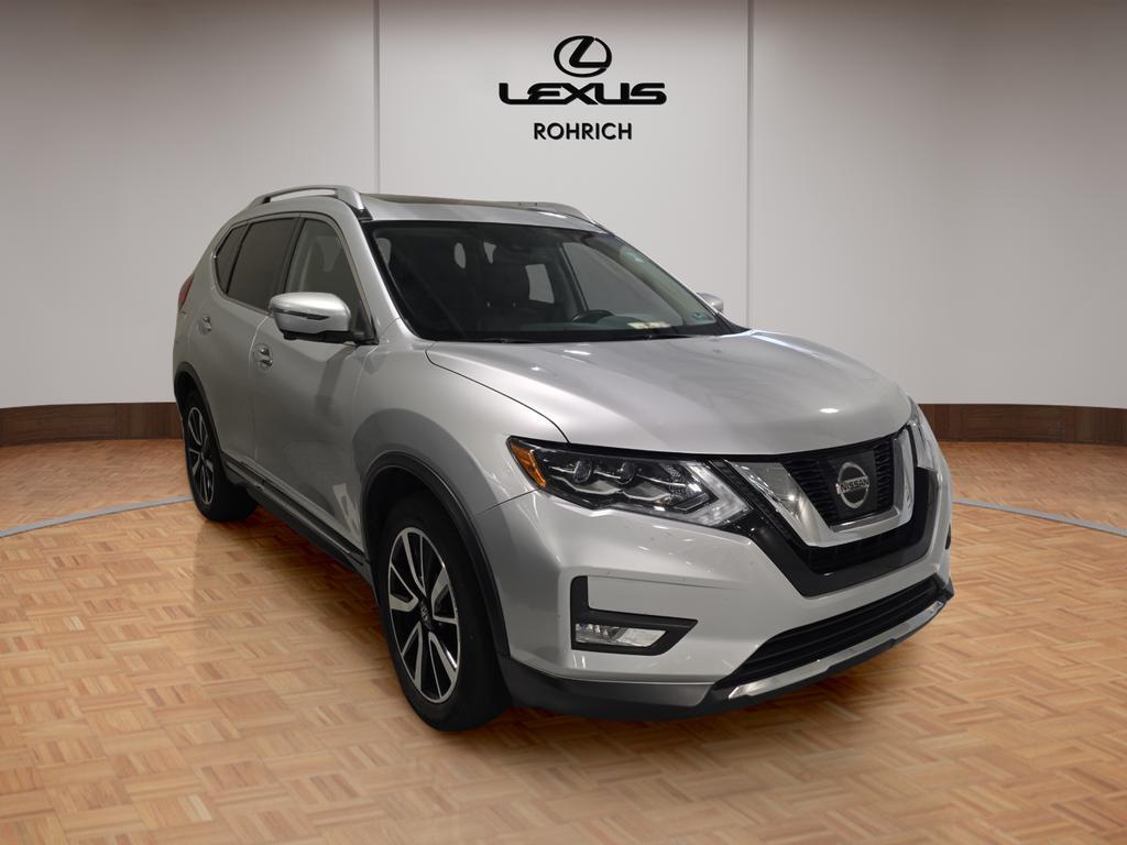 used 2017 Nissan Rogue car, priced at $14,987