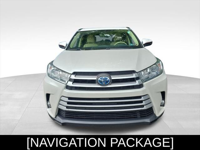 used 2019 Toyota Highlander Hybrid car, priced at $29,987