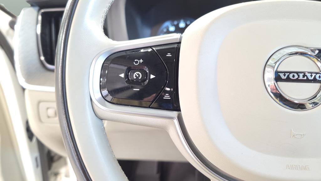 used 2018 Volvo XC60 car, priced at $22,987