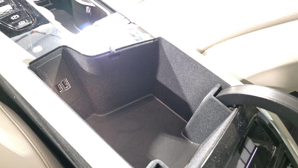 used 2018 Volvo XC60 car, priced at $22,987