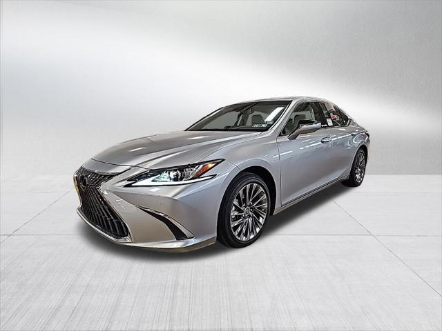 new 2024 Lexus ES 300h car, priced at $55,980