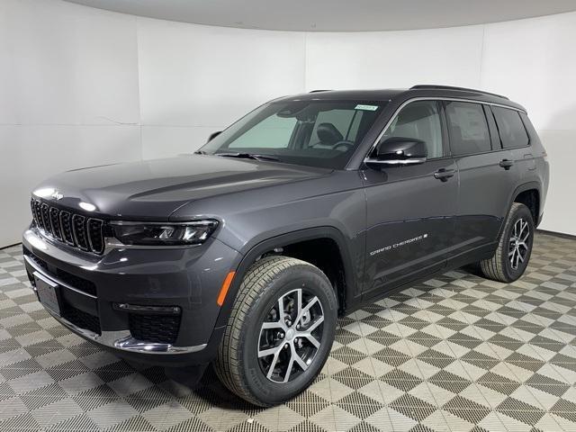 new 2025 Jeep Grand Cherokee L car, priced at $47,201