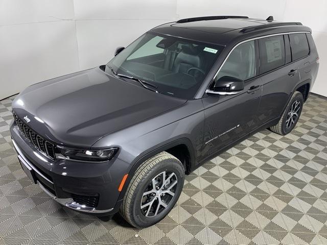 new 2025 Jeep Grand Cherokee L car, priced at $47,201